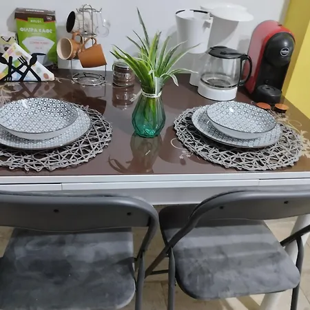 Διαμέρισμα Lovley Near Train Station