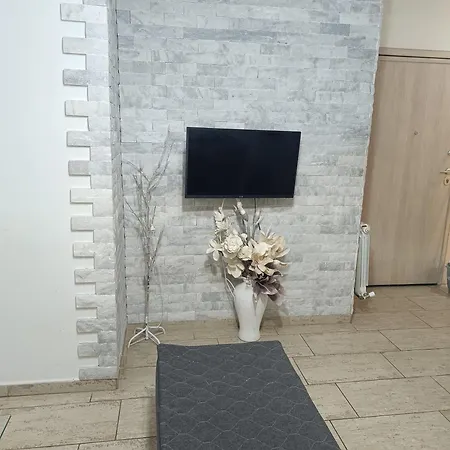 Lovley Near Train Station Lägenhet Thessaloníki