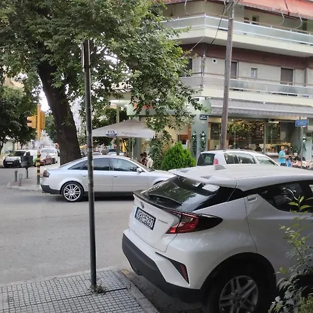 Lovley Near Train Station 公寓 *