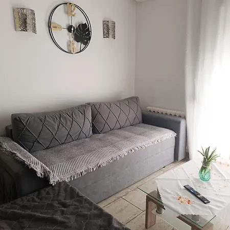 Apartment Lovley Near Train Station